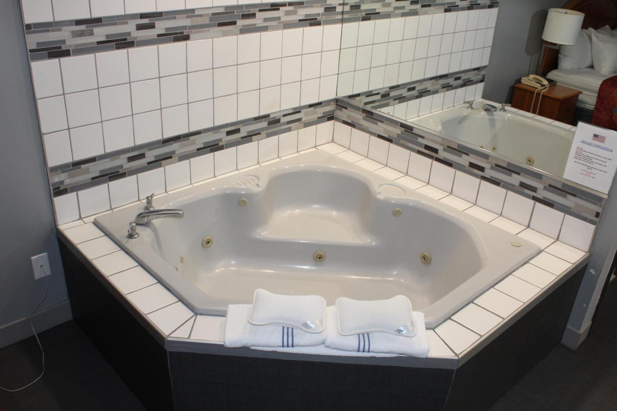 American Inn And Suites Ionia 외부 사진