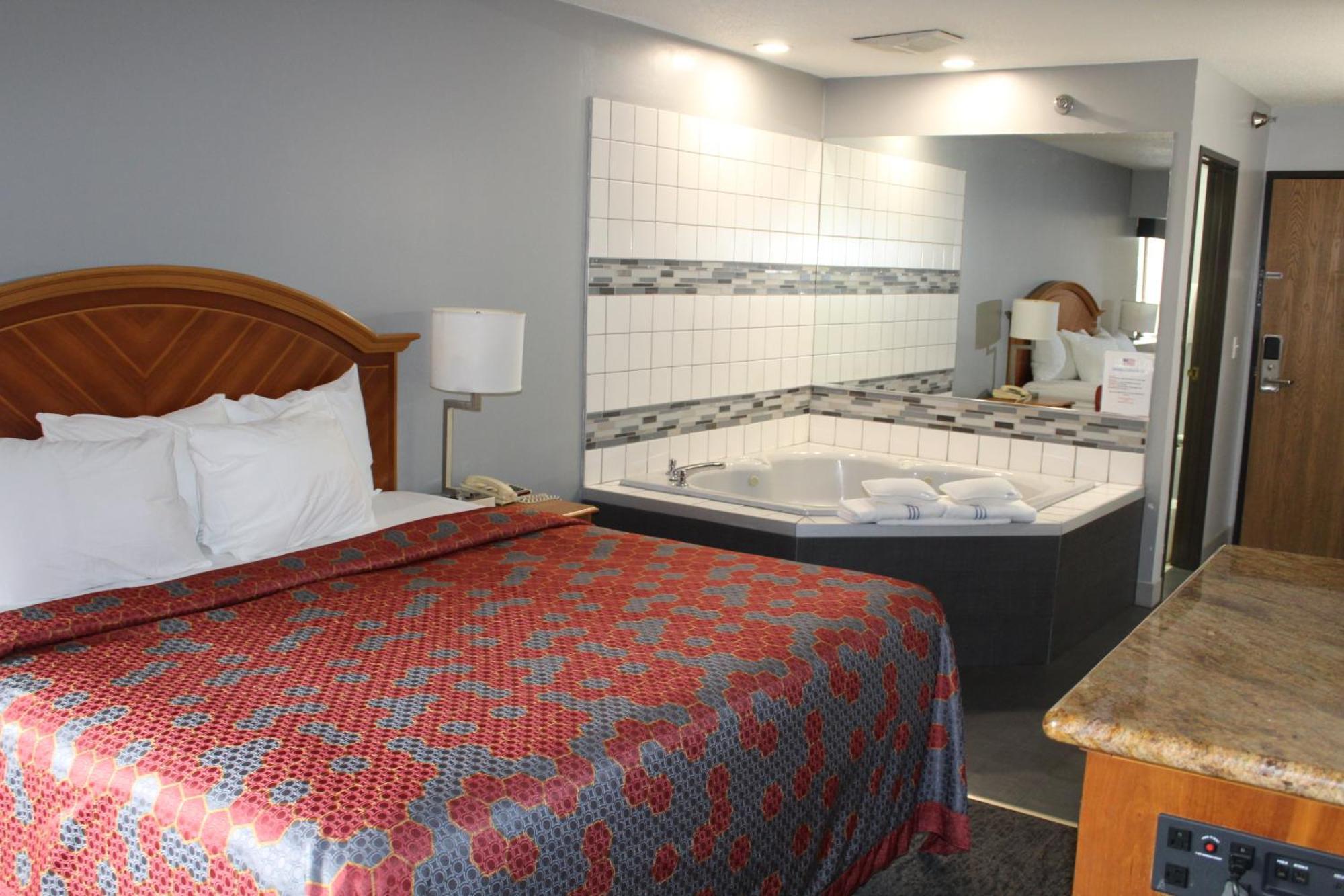 American Inn And Suites Ionia 외부 사진